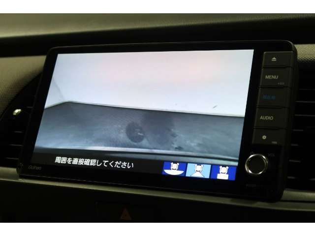 ◆◆バックカメラの画像です。車庫入れの安心感がアップしますね☆