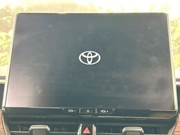 【10.5インチ　ディスプレイオーディオ】大画面のディスプレイはAppleCarPlayやAndroidAutoが利用可能。大きな画面でスマホナビアプリ等が利用いただけます♪