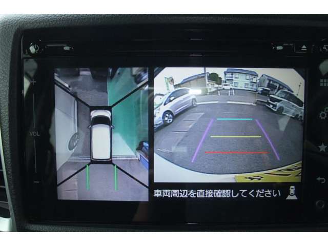 全方位モニター付いてます。