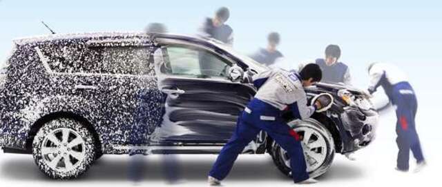 普通車（5ナンバーサイズ）用の金額となります。ツヤと濃厚な発色が得られ、強い撥水力で粒々の水玉ができます。ご納車までに施工完了致します。