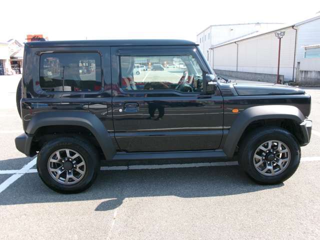 クルマのことならオートバックス！！車販売・買取・カー用品・車検・板金・洗車コーティング・保険・ガソリンスタンド・お客様のカーライフをトータルにサポート致します☆