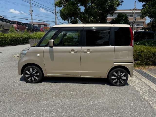 毎月平均5台は全国からお電話やメールのみでのご注文を頂いております。オートクリスタルは遠方のお客様への販売は自信がございます。気になった車両がありましたら、まずは通話料無料ダイアル　0078-6002-871157