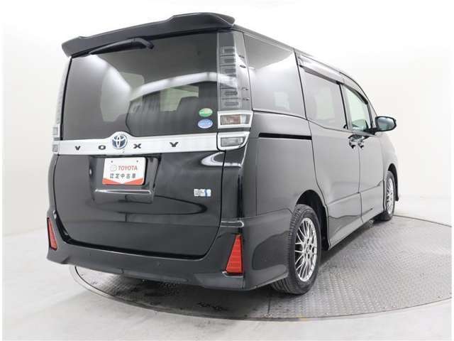 ロングラン保証付き。トヨタのお店で中古車をお買い上げいただいたすべてのお客様に安心で快適なカーライフをお約束する1年間の保証です。