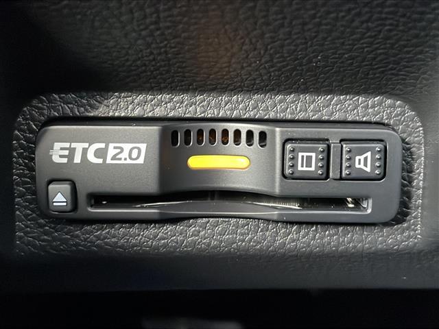 【　ETC　】今やカーライフにおける重要性はナビにも匹敵するのではないでしょうか？セットアップを行うことで利用可能になります！