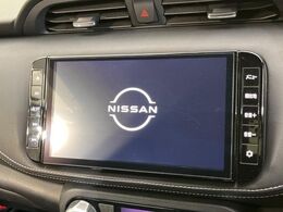 【純正9型ナビ】人気の純正ナビを装備。オーディオ機能も充実しており、Bluetooth接続すればお持ちのスマホやMP3プレイヤーの音楽を再生可能！毎日の運転がさらに楽しくなります！！