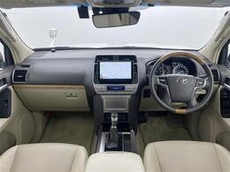 【インパネ全体】全方位で視界が広く、高い目線で運転もしやすいです！