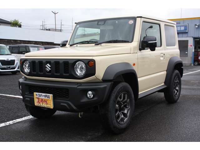 R7.3　登録済み未使用車　ジムニーシエラ　JC　4WD　4AT　LEDヘッドランプ　ヘッドランプウォッシャー　クルーズコントロールシステム　本革巻ステアリングホイール　LEDサイドターンランプ付ドアミラー
