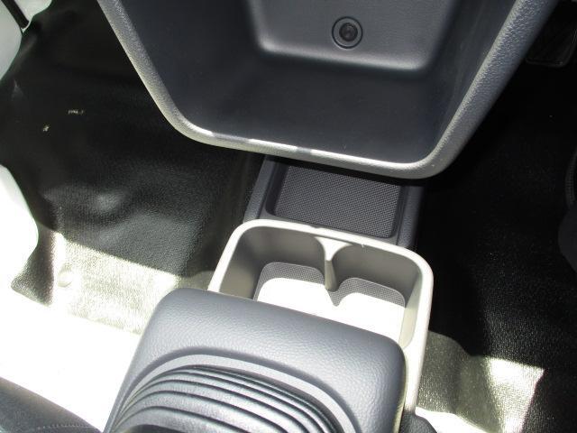 ご来店いただいた方限定販売のお車です！詳しくはスタッフまでお尋ねください