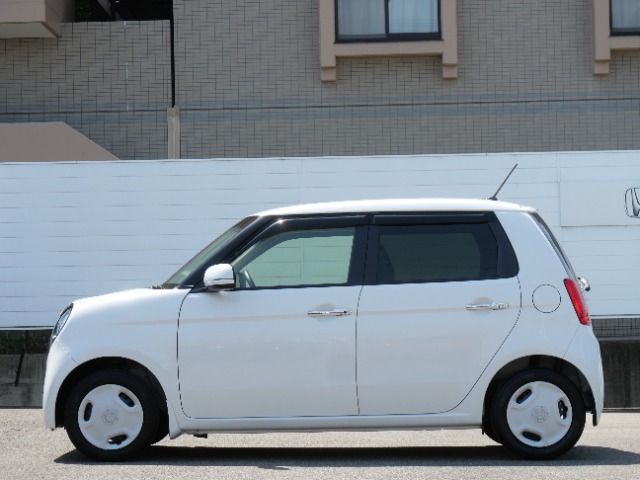 ☆お車でお越しの方☆名神高速　京都南インター第2出口より国道一号線を大阪方面へ5分（2.5Km)、　南西角です。ラウンドワン伏見のはす向かいでU-Selectの白の看板が目印です。