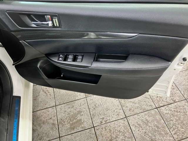 【ダイレクト販売】当店のお車はお客様より直接買取りさせていただいたお車です！修理・板金の履歴や使用状況までもご案内可能です！！また中間コストをカットして直接店舗販売致しますのでとってもお得！！！