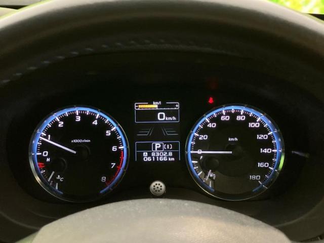 WECARSの展示場では実際に見て、触ってお車をお選びいただけます！知識の豊富な営業スタッフが様々なカーライフをご提案いたします！