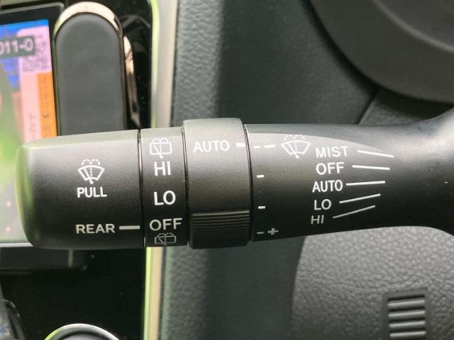 国産車から輸入車まで多様なお客様のニーズのお応えできるように、全国規模で豊富な在庫展開！車のことならWECARSへ！