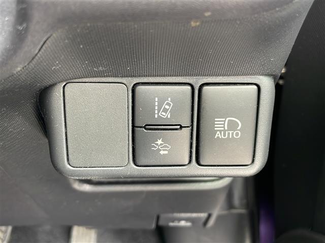 【運転席操作部】快適なドライブを楽しむための機能が装備されています！運転席から触れるので、使いやすいです！除菌プランいれていただくと、さらに清潔で安心していただけます！