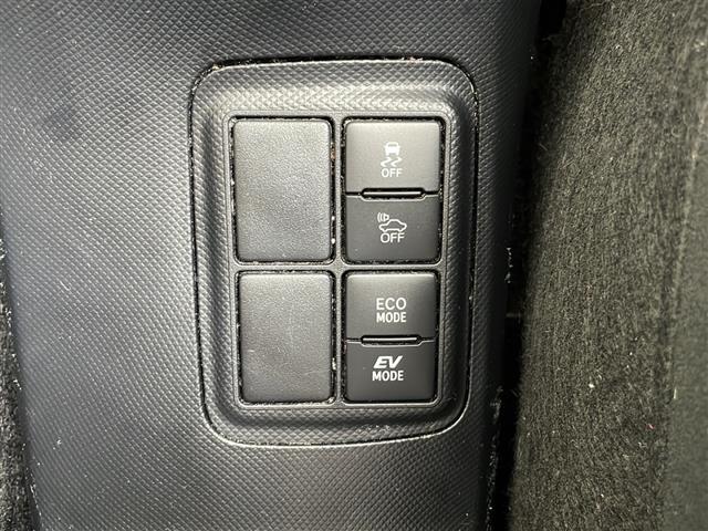 【運転席操作部】快適なドライブを楽しむための機能が装備されています！運転席から触れるので、使いやすいです！除菌プランいれていただくと、さらに清潔で安心していただけます！