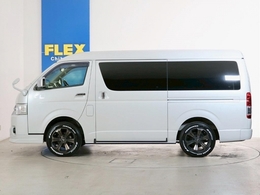 常時70台以上のハイエース在庫数、フレックス株式会社ハイエース千葉北店！