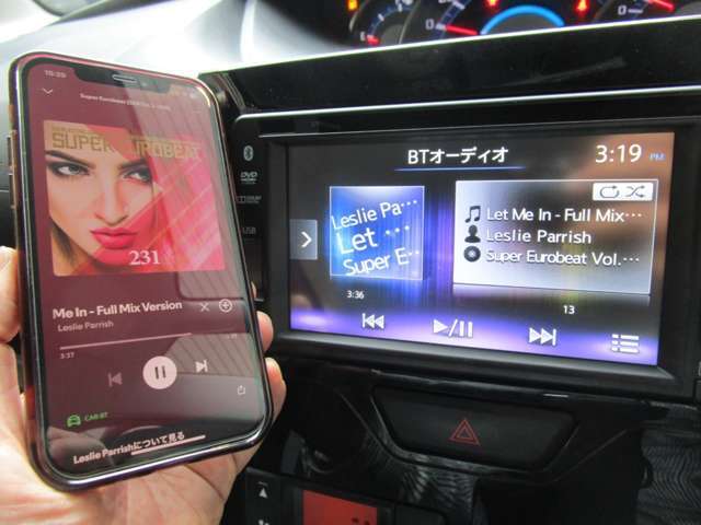 Bluetooth対応のナビTVを搭載しております！ナビの視認性も良いですよ！快適なドライブに必須な機能が備わっております！