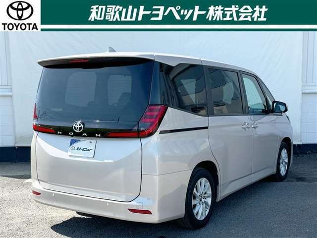 リフレッシュクリーニング「爽・快・車」施工！和歌ル山トヨペットの専門のスタッフが、独自の技術で一台一台丁寧に、内外装の清掃や除菌抗菌。下廻りやエンジンルームなど普段見えないところもキレイに仕上げます！