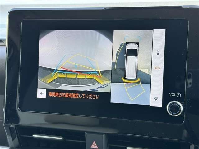 ★全周囲360°モニター★クルマの周囲を直感的に把握。クルマを真上から見ているような映像を。
