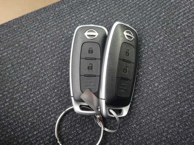 インテリジェントキーですので鍵はバックやポケットに入れていてもOK！いちいちポケットからださないでいいので便利です。