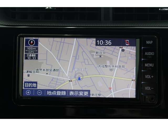 【メモリーナビ】操作はタッチパネルで簡単です。遠出や初めての場所もこれで安心ですね！