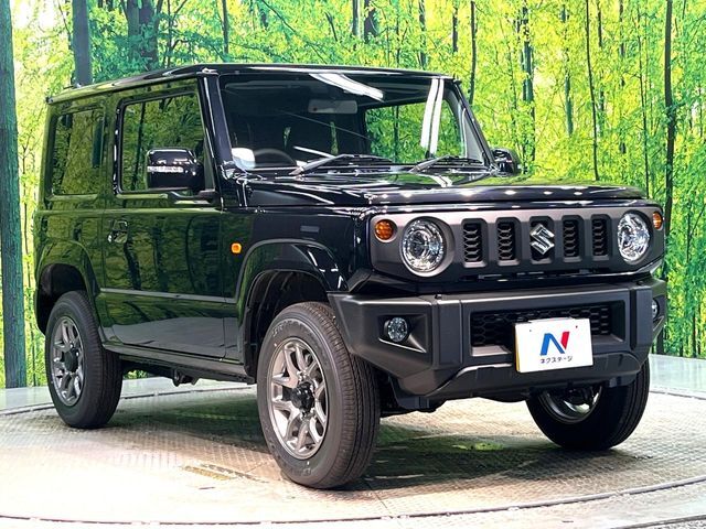 大好評のボディコーティング「弾スプラッシュコート」もご納車までに施工可能。通常のガラスコートと異なる、耐久年数6年の無機質ガラスコーティングが、ボディをキレイな状態に保ってくれます。
