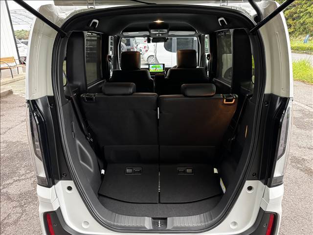 各種オートローンの取り扱いも行っております。（プレミア・ジャックス・オリコetc)審査は簡単、免許書さえあれば所得証明など不要で即審査させて頂きます。