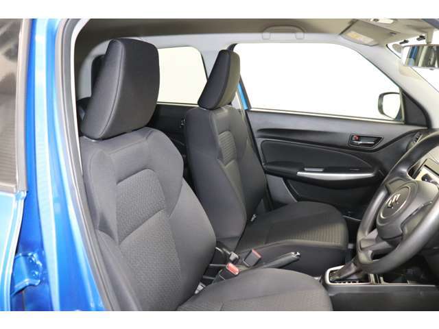 乗り降り多い運転席側からの様子です。