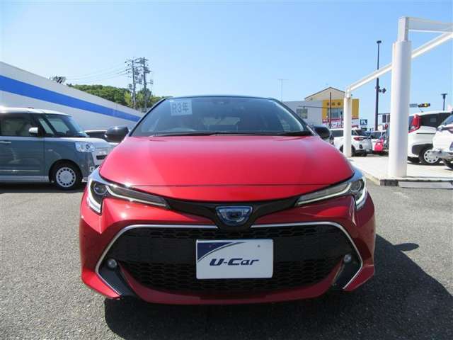 燃費のいいHVハッチバック車です！