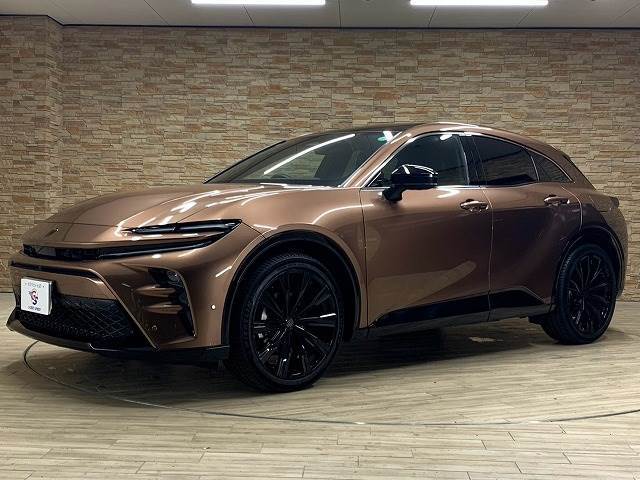 お車ご成約時の付帯率は驚きの90％OVERのキーパーガラスコーティング。雨が降れば、まるで洗車したかのような美しさ。納車後のメンテナンスも楽々。是非一度お試し下さい。