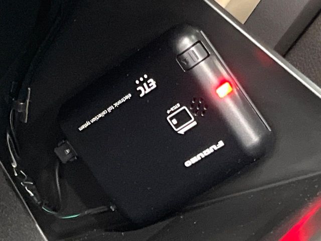 【ETC】高速道路の料金所をストレスなく通過！話題のスポットやサービスエリアに多い「スマートIC」利用時は必須のアイテムです。当店でセットアップを実施、ご納車当日からすぐにご利用いただけます！