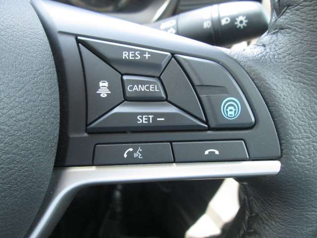 運転支援システム　プロパイロット