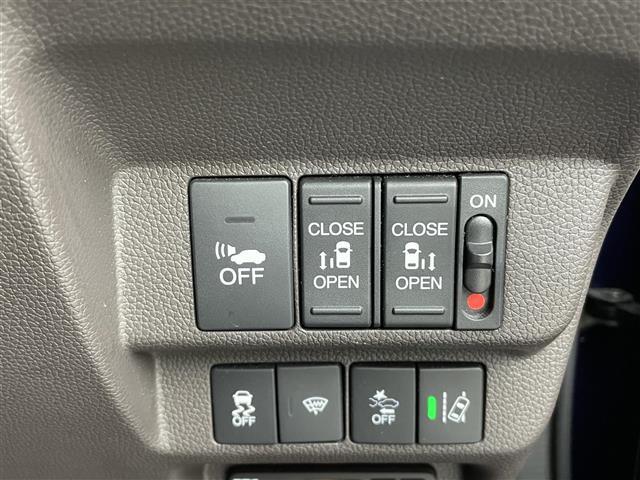 【運転席操作部】快適なドライブを楽しむための機能が装備されています！運転席から触れるので、使いやすいです！除菌プランいれていただくと、さらに清潔で安心していただけます！