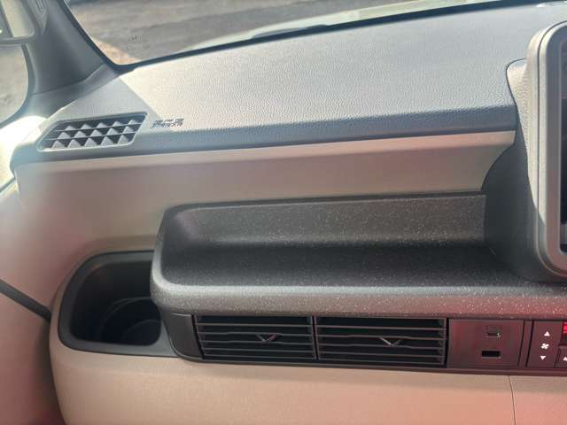 当店はお客様との会話を通じて、ライフスタイルに合ったクルマ購入の実現に尽力します。