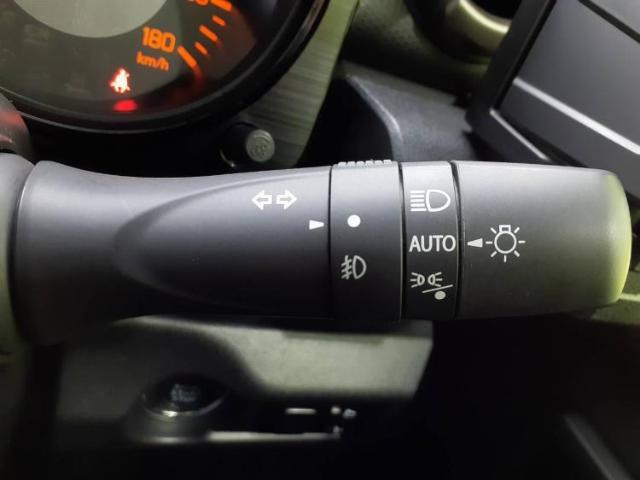 国産車から輸入車まで多様なお客様のニーズのお応えできるように、全国規模で豊富な在庫展開！車のことならWECARSへ！
