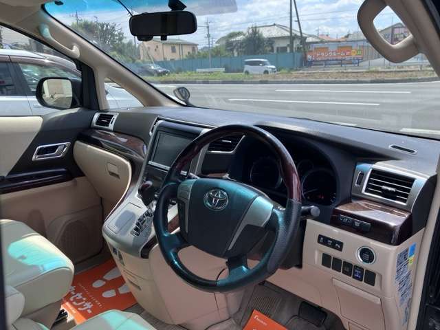 遠方やご来店が難しいお客様にも安心してご購入できますように車輌の詳細画像、動画をメール、LINE＠で送らせていただくサービスを行なっておりますので、お気軽にお問い合わせください！