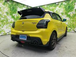 全国に店舗を展開しているのでどこでもお取り寄せが可能です！この車が気になるけど遠方だから・・・と諦める必要はありません！※別途陸送費が必要です。