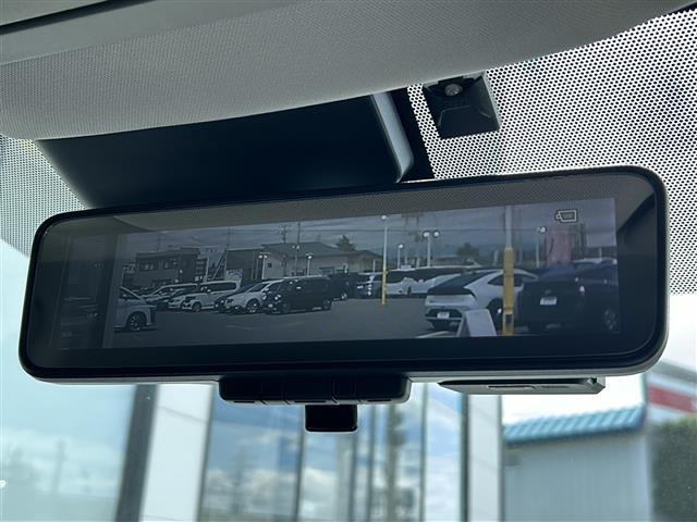 安心の全車保証付き！（※部分保証、国産車は納車後3ヶ月、輸入車は納車後1ヶ月の保証期間となります）。その他長期保証（有償）もご用意しております！※長期保証を付帯できる車両には条件がございます。