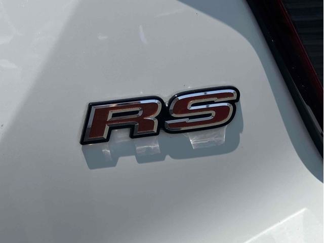 周りの車に、「ウインカー＆ハザード」を気付いてもらえる装備です。だから、安全・安心！