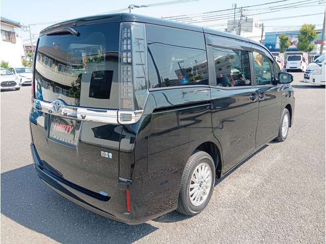 社団法人自動車公正取引協議会『AFTC』走行メーター管理システムの認証車だけを展示しています！