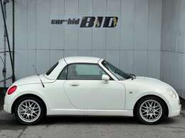 他にも画像がございますので、ぜひご覧いただければと思います。より詳しくお車をご覧いただけます。