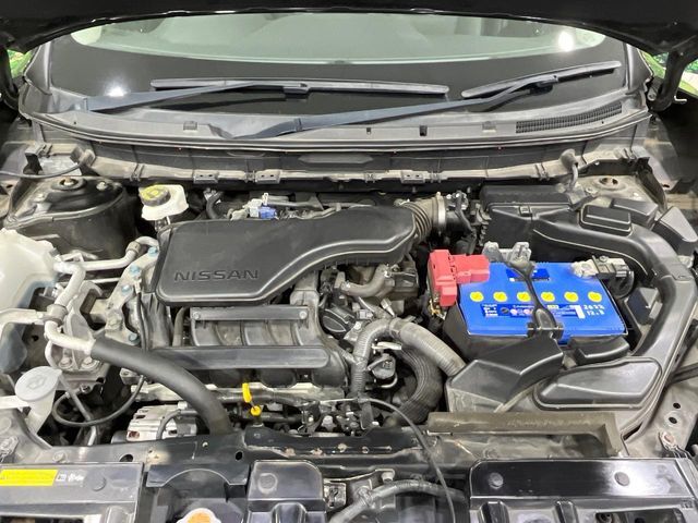 親切・丁寧な専門メカニックスタッフが応対！・車検・点検整備・事故等の修理などアフターサービスも安心。お車のカスタマイズもネクステージのサービススタッフまでご相談ください！