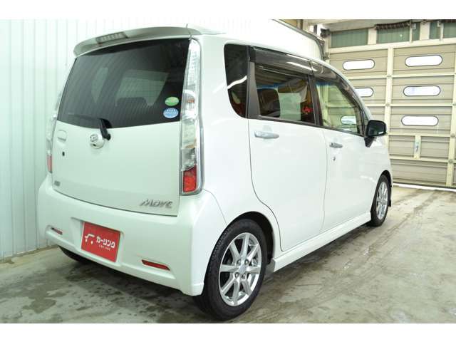 ☆車両入庫時には、前オーナー様より詳しくお話しをお伺いさせて頂き、プロの査定士3名で「不具合等が無いか」などのチェックを行っておりますので、より安心してお乗り頂ける車となります♪