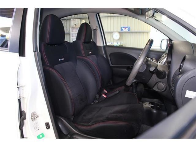 【禁煙車】車内は勿論、シートの焦げ跡や嫌な臭いも御座いません！ご不明点やご来店のお際は是非お電話でご連絡下さい！