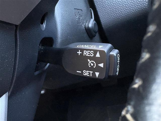 【運転席操作部】快適なドライブを楽しむための機能が装備されています！運転席から触れるので、使いやすいです！除菌プランいれていただくと、さらに清潔で安心していただけます！