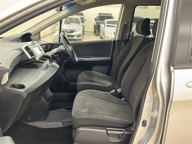 気になる車はすぐにお問い合わせください！画面右側の0066から始まる無料ダイヤルからお問い合わせ下さい！専門スタッフがお車のご質問にお答えいたします！