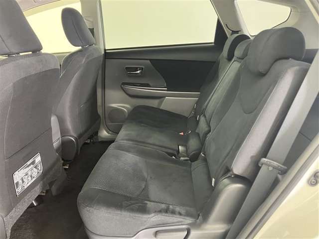 購入後も安心の走行距離無制限のトヨタのロングラン保証全車1年付き。有償ですが最長3年間走行距離無制限の保証をお付けする事が可能。安心感が違います♪やっぱりトヨタ♪0568-89-8781 月曜定休