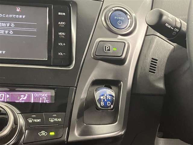 当店はサービス工場併設しておりますので、購入後の安心感が違います。何かあってもスピーディーに対応可能です。月曜定休、営業時間AM9：30～PM6：00　0568-89-8781