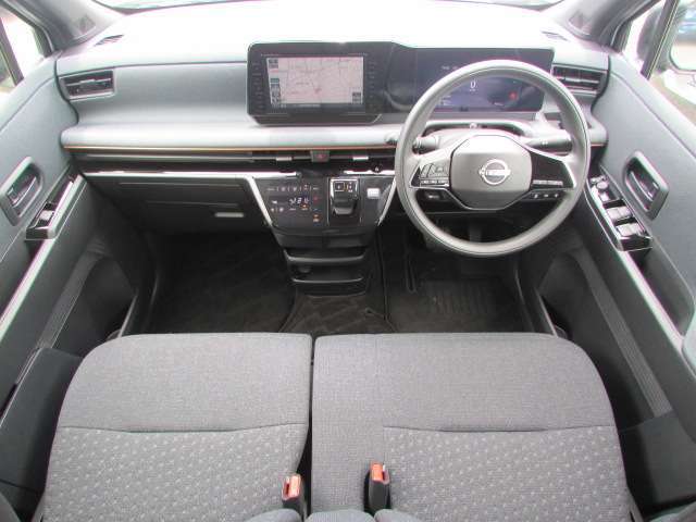 視界が広く、運転が苦手な方も運転がしやすい設計で作られておりますので是非店頭にて体感ください。