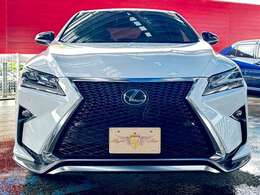 F　SPORT仕様でLFAを頂点とするLEXUSスポーツの血統を継承しているためアグレッシブな走りを味わうことができます。F　SPORT専用エクステリアによりスポーティーな走りを求めることができます。