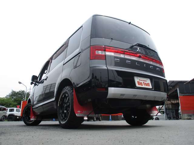 ＜両側パワースライドドア＞　＜パドルシフト＞　4WD　前席シートヒーター　社外ナビ＆テレビ　JAOSマッドガード　スマートキー　Bカメラ　ドラレコ　ドアバイザー　ビルトインETC　クルーズコントロール